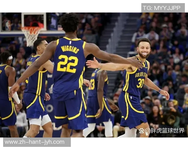 库里因背伤缺阵对抗雄鹿昨日失误创本赛季新高